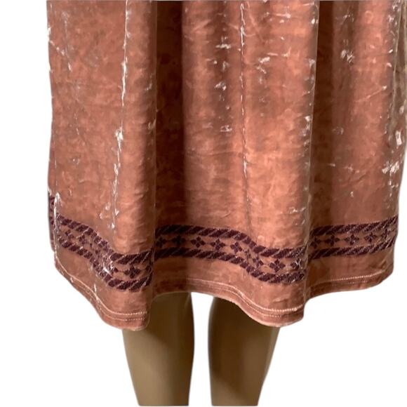 NEW Lucky Brand Pink Crushed Velvet Embroidery Cold Shoulder Pockets Dress Small - Picture 3 of 12